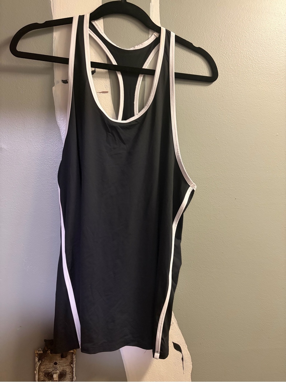 Alo Yoga Ivy League Black Racerback Tank with White Trim